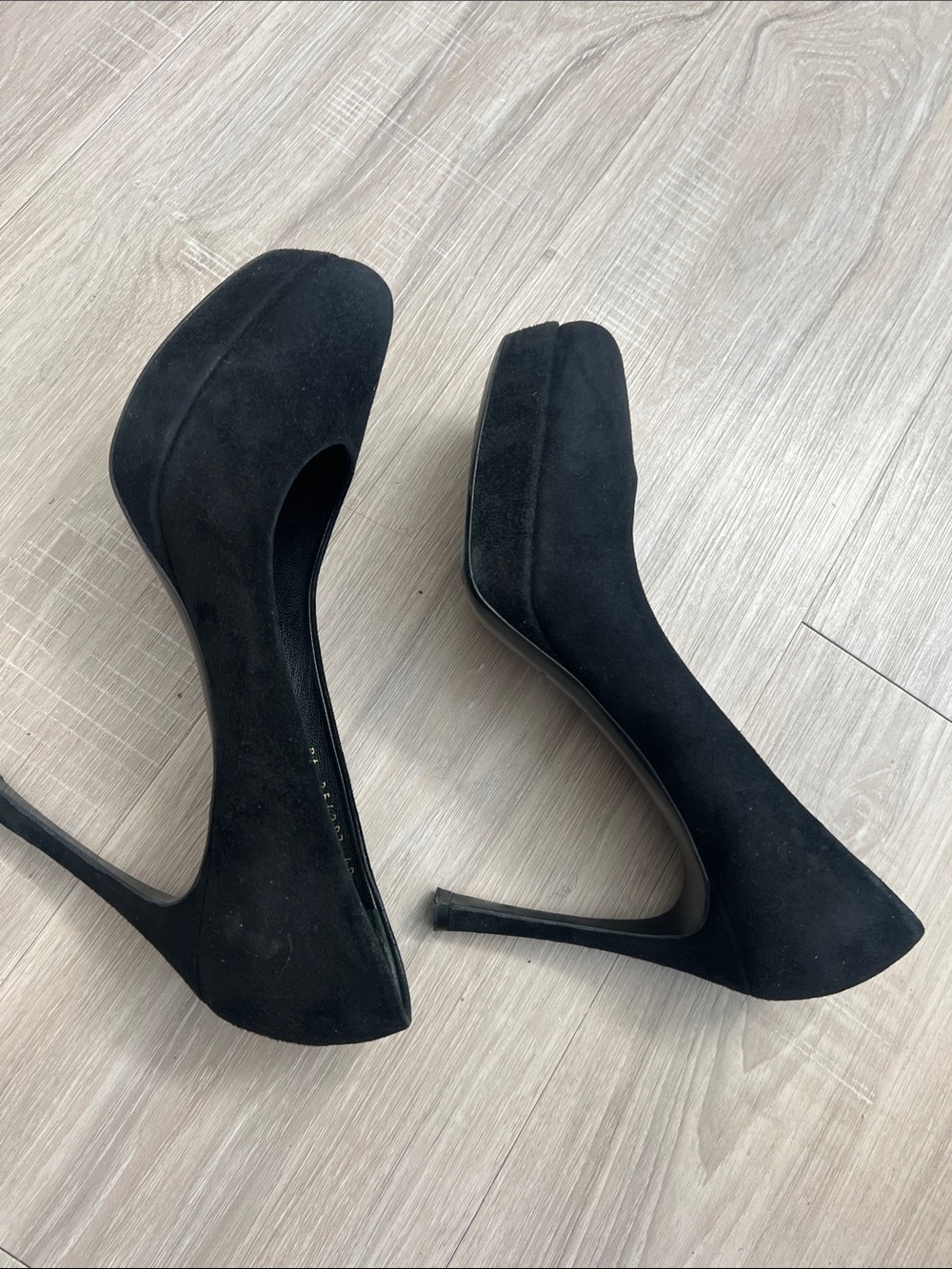YSL Tribute Black Suede Platform Pumps shoes vtg 9 (EU 40) Luxury autumn wedding - Picture 9 of 9